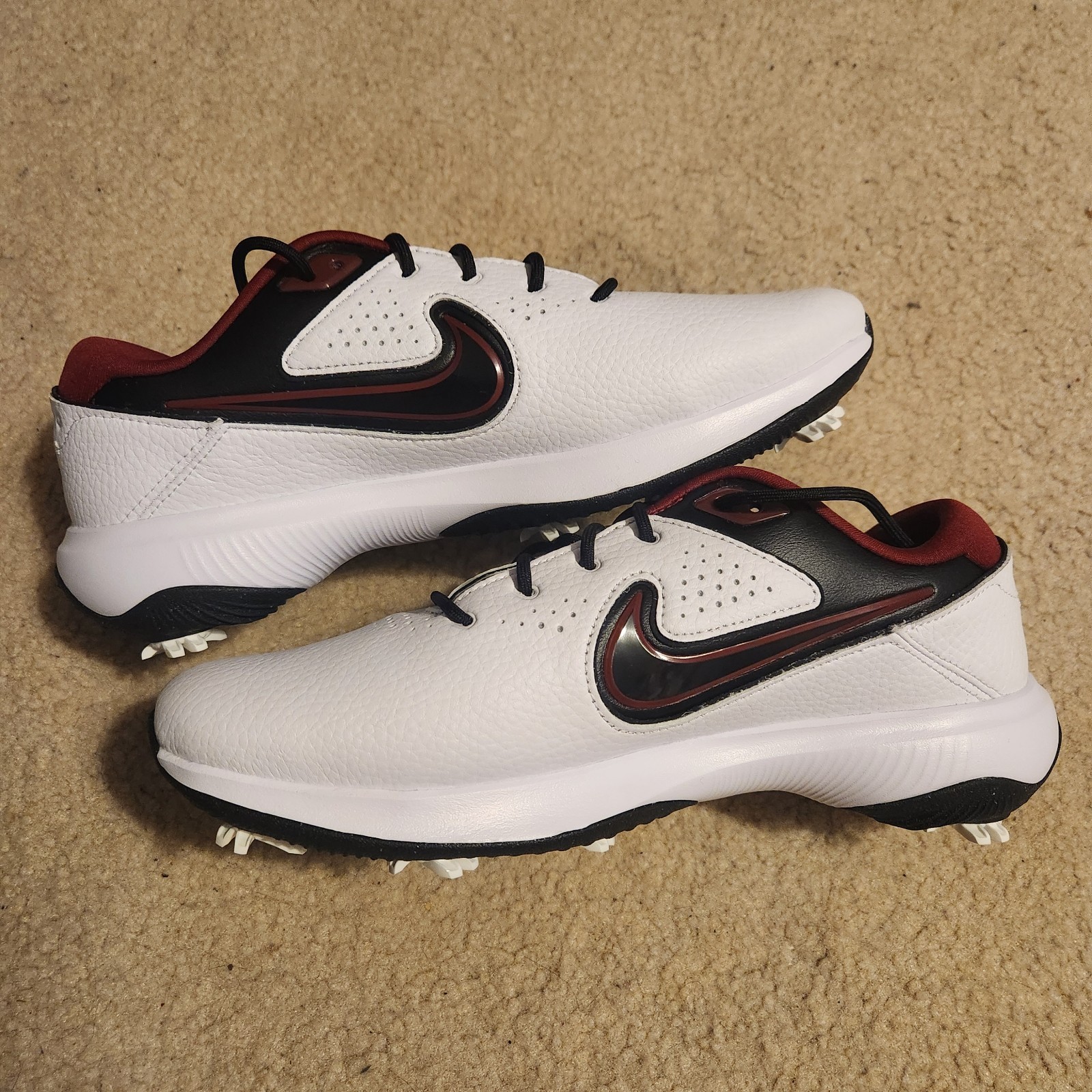 Nike Victory Pro 3 Golf Shoes DX9028-104 Men’s 8.5 Wide White/Maroon (WIDE)