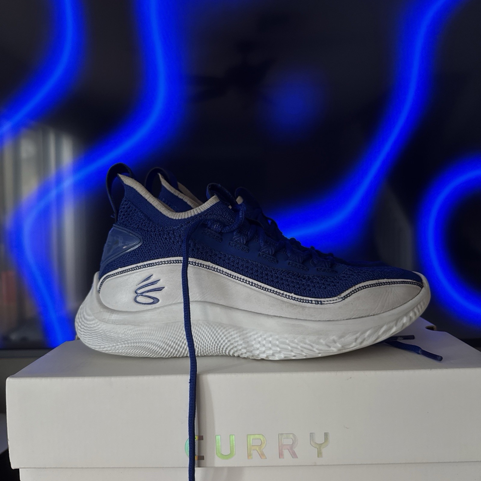 Under Armour Curry Flow Shoes – Royal Blue (Size 6.5)