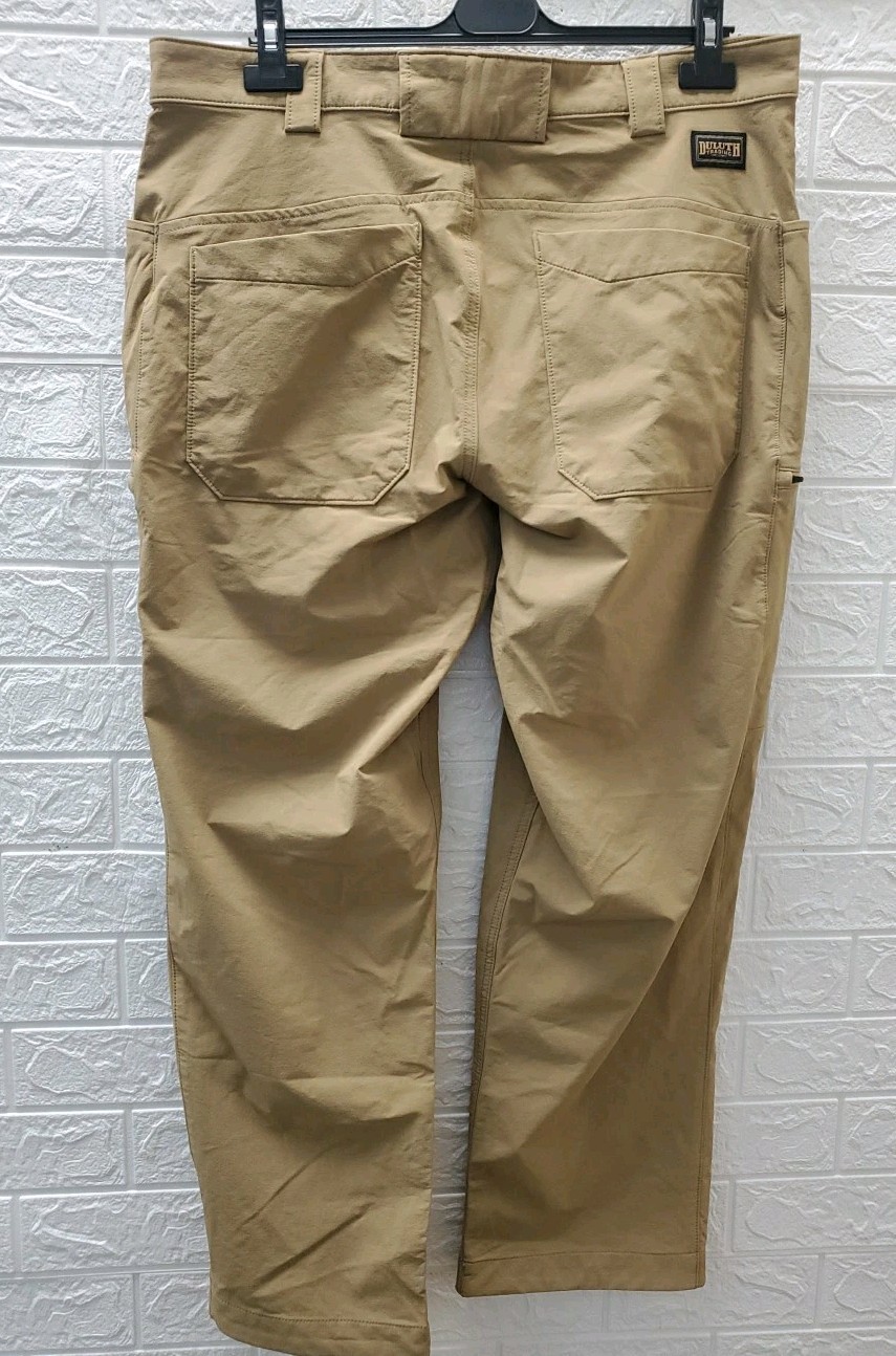 New Duluth Trading Co Flexpedition Relaxed Fit Cargo Work Pants Tan Size 36X32