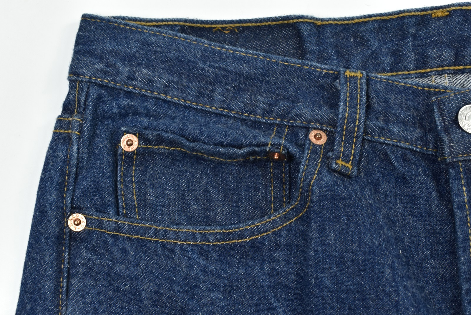 VTG Levi’s 501xx Denim Jeans 31 x 34.75 (33×38) Made in USA Fuzzy 100% Cotton