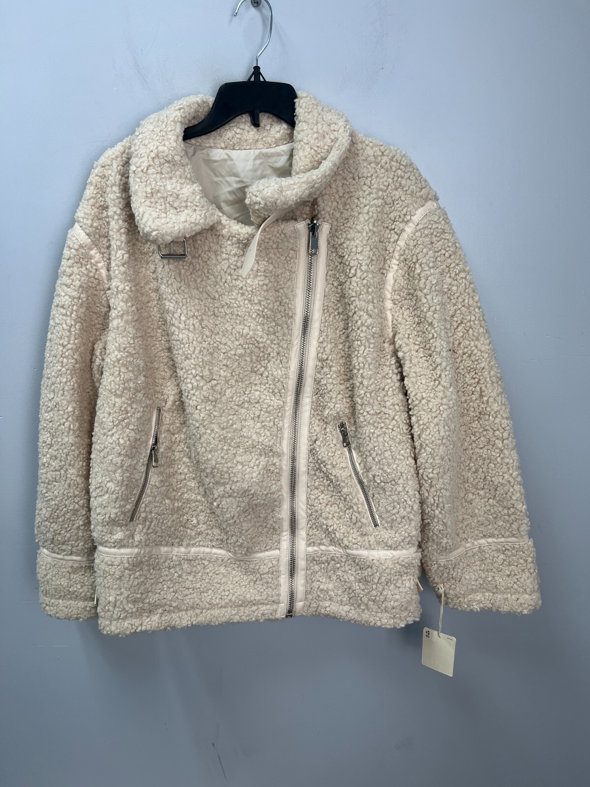 a.n.a Ivory Sherpa Reversible Short Coat Collared Women’s Size XL Zip Pockets
