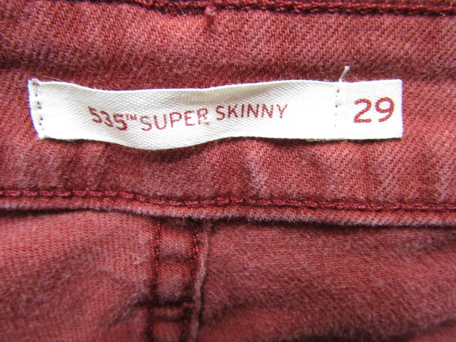 WOMENS LEVI STRAUSS 535 SUPER SKINNY BRICK RED PANTS SIZE 29 INSEAM 29″