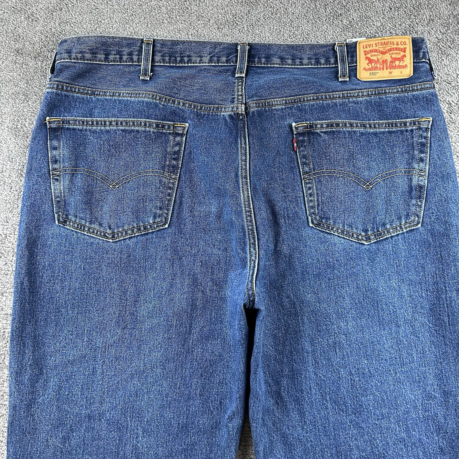 Levis 550 Relaxed Fit Jeans Mens 44×29 (46×30) 100% Cotton Blue Med Wash Classic