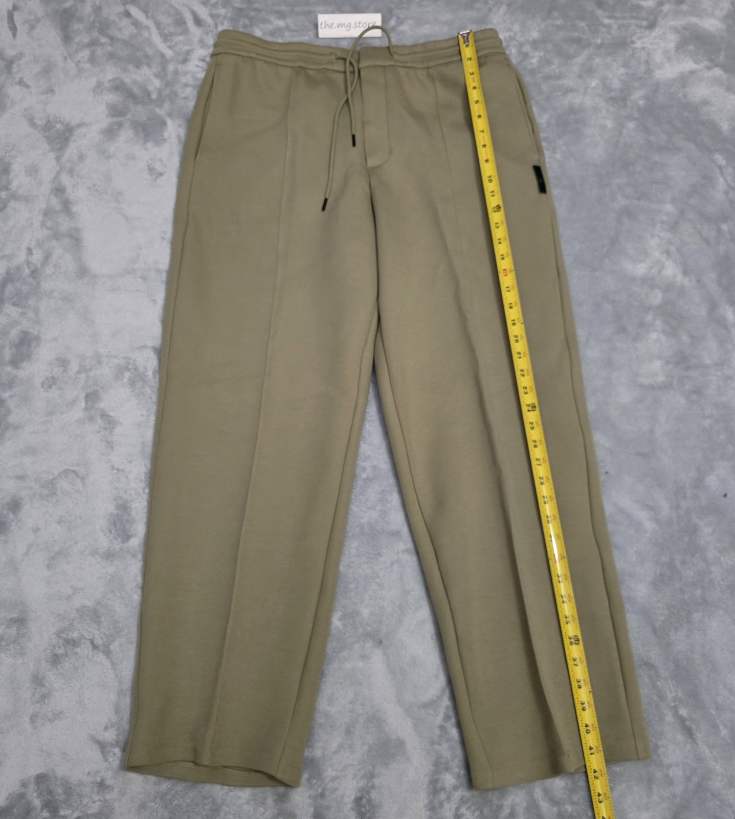 Nike Tech Tailored Fleece Neutral Olive Pants Men’s Sz L FZ7583-276 NWT