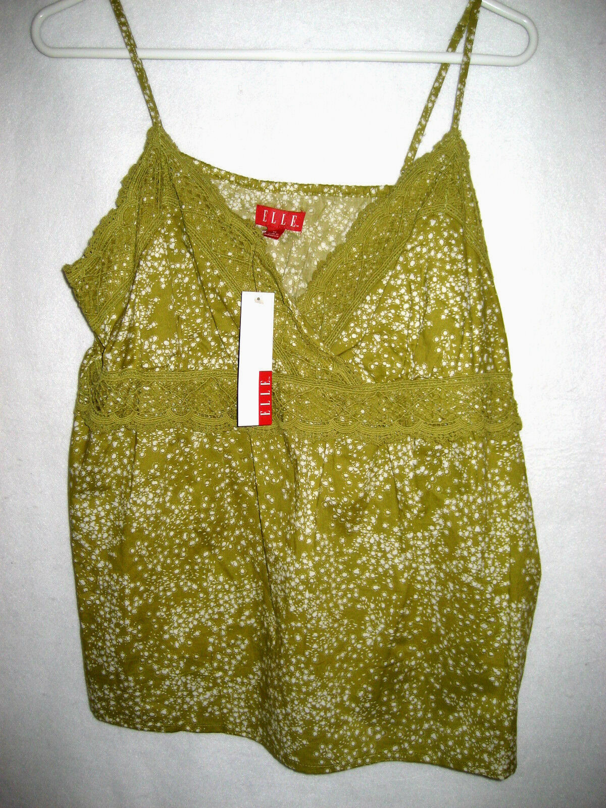 Juniors ELLE Spaghetti Strap Green Top – Size XL – New with Tag