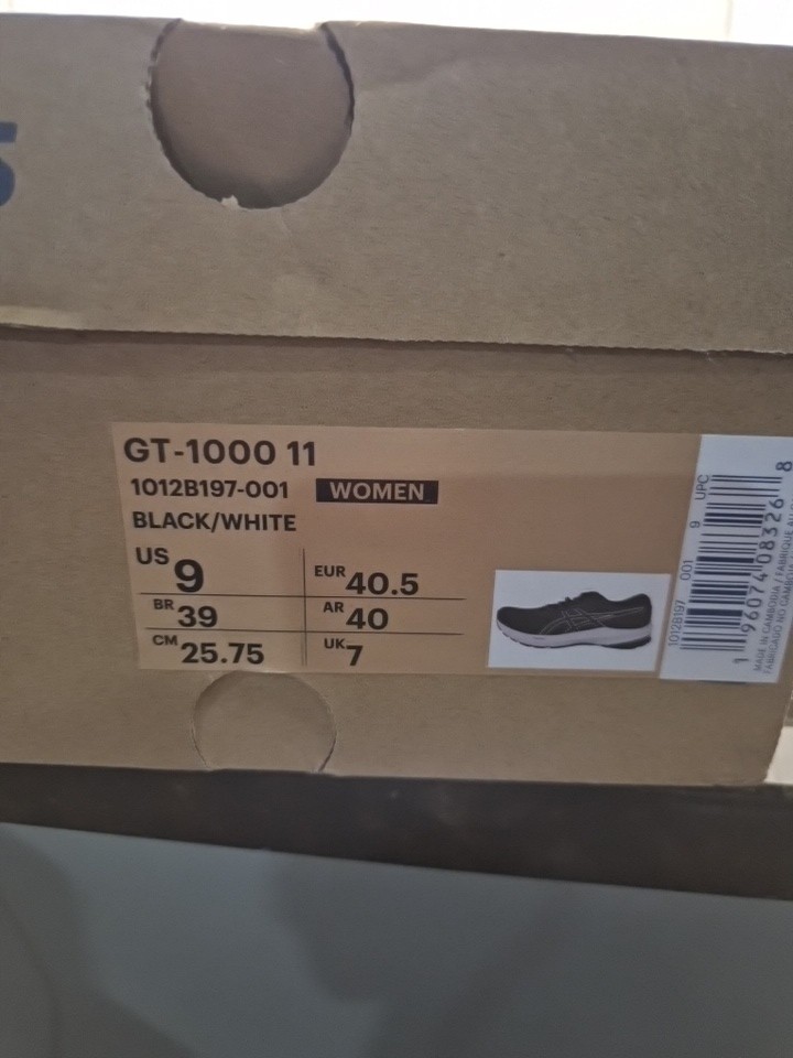ASICS GT-1000 11 Women’s Running Shoes Black/White Size US 9 EUR 40.5