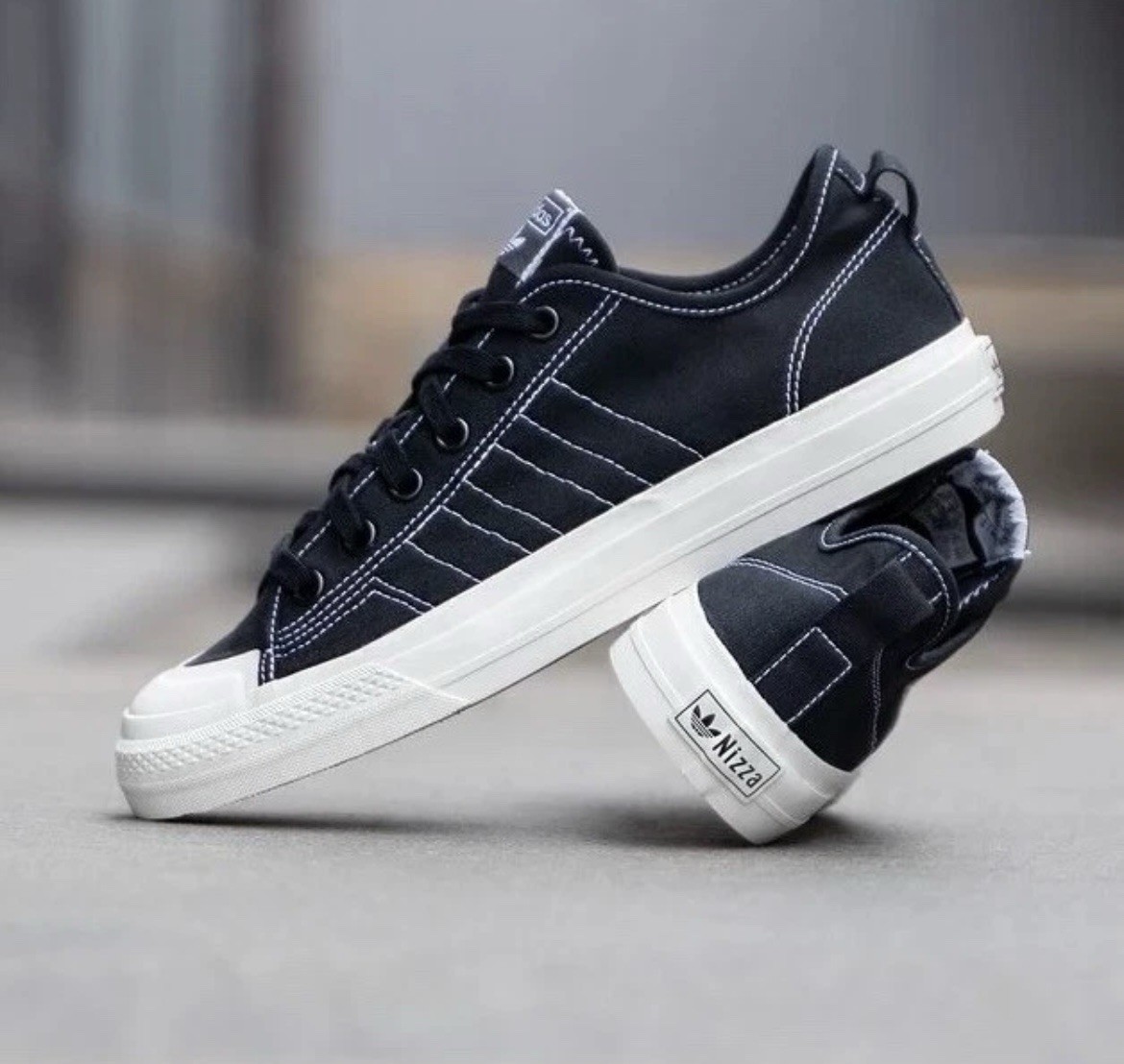 Adidas Original Nizza RF Men’s Sneaker Athletic Shoe Black Trainer Size 10 NEW