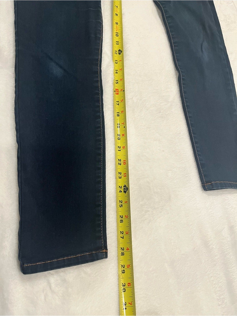 Refuge Skinny Jeans | Dark Wash Denim | Size 8
