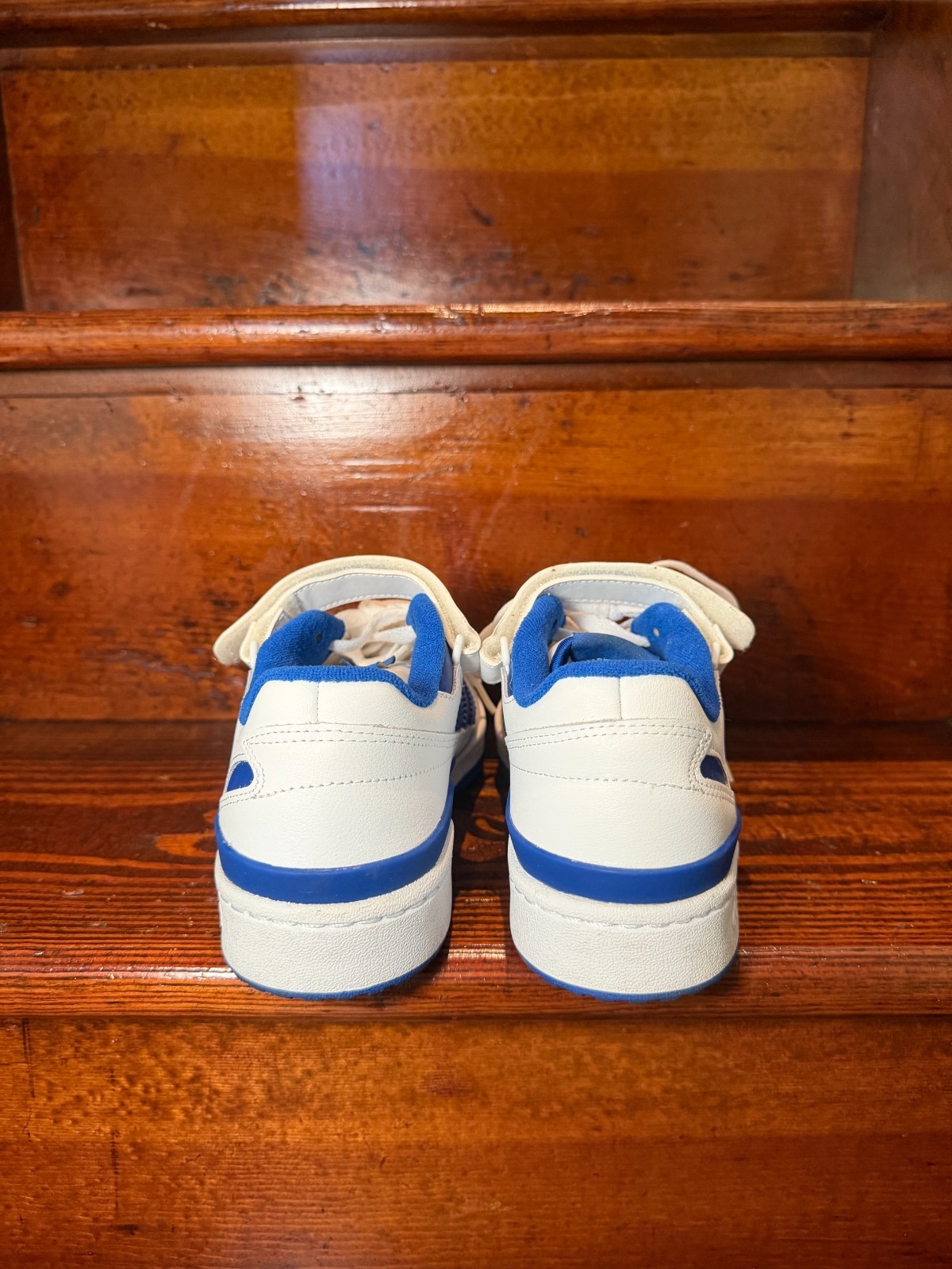 Adidas Forum Low White in Royal Blue – Size US Men’s 5 / Women’s 6.5 / EU 37.5 –