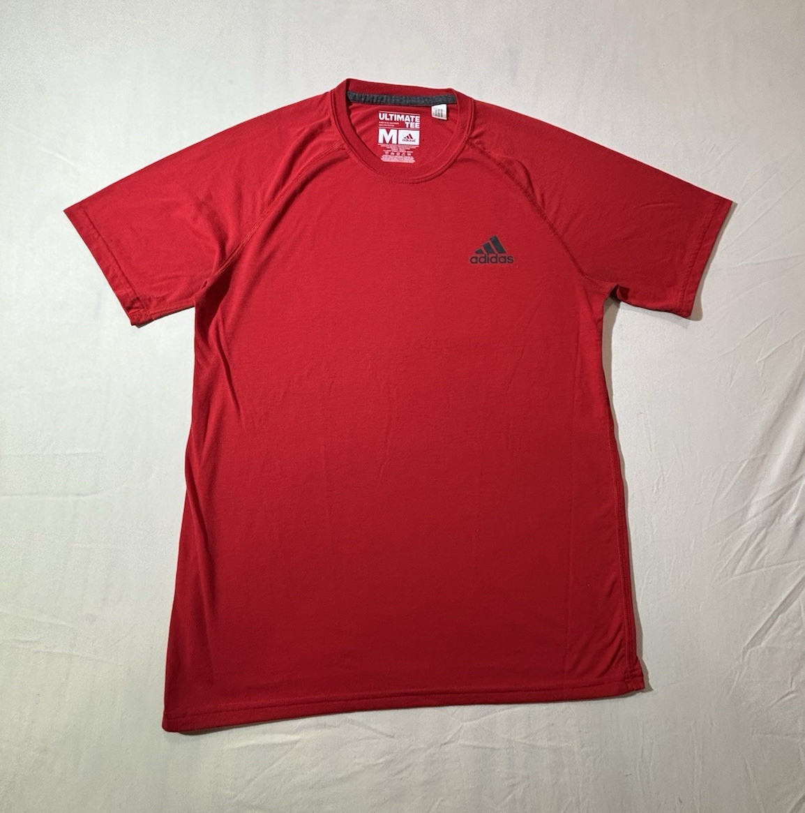 adidas Ultimate Tee Climalite Men’s M Red Short Sleeve Crew Neck Breathable Logo