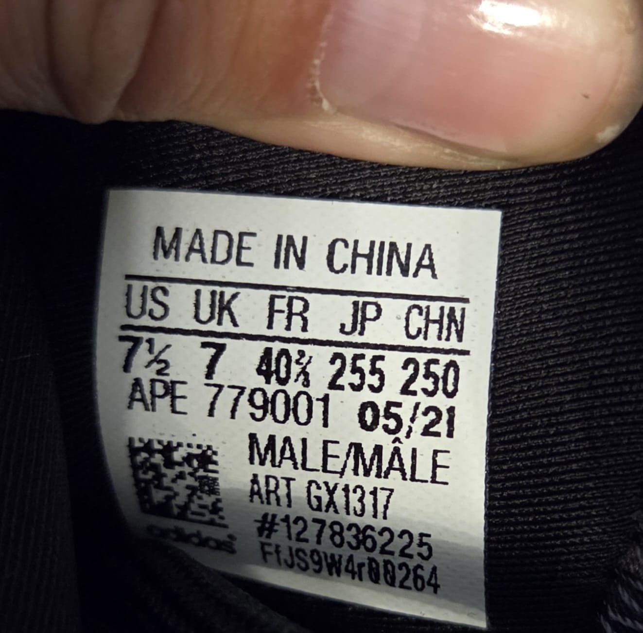 BRAND NEW adidas Yeezy Quantum Men’s Sneaker Size 7.5