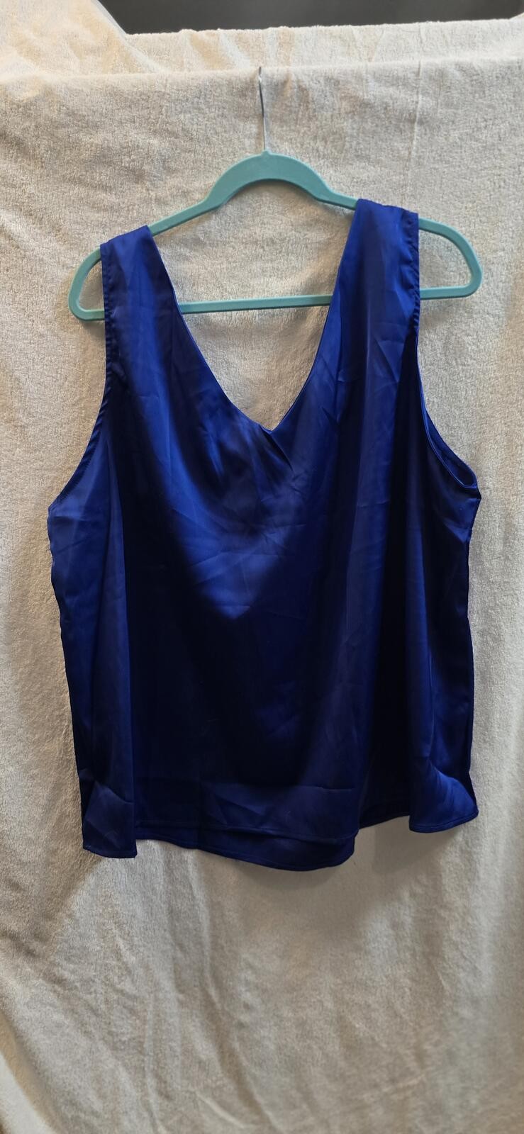 Women’s Royal Blue Satin Sleeveless V-Neck Top 5XL [COPY]